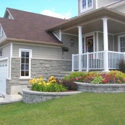 Circular garden retaining walls